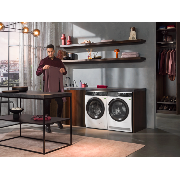 AEG - Heat pump dryer - TR948V4BC