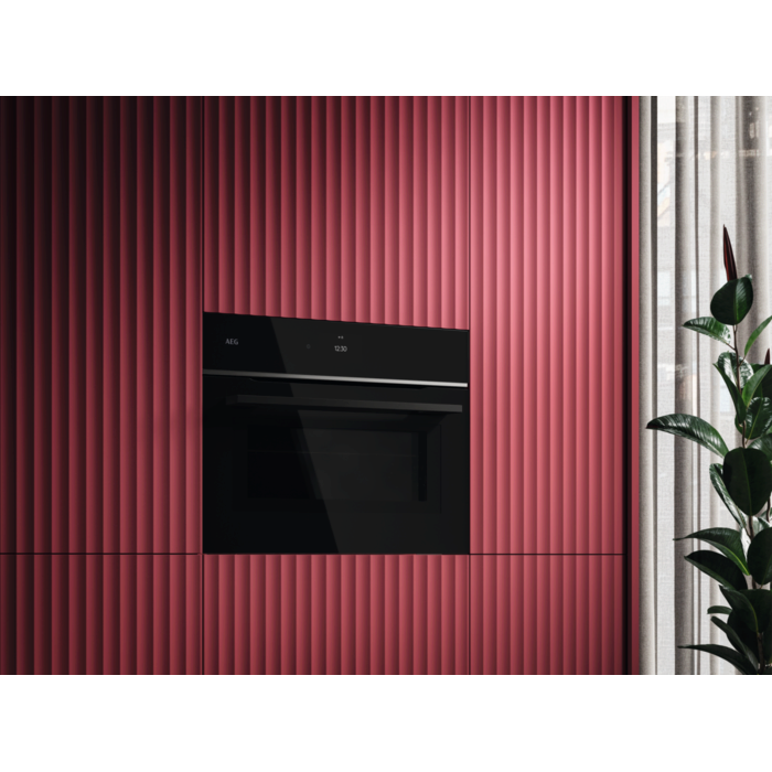 AEG - Integrated Microwaves - TK8NK721B